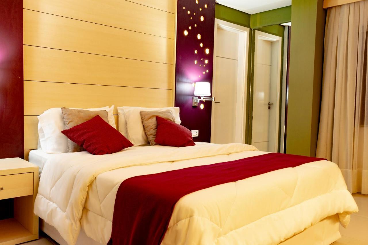 Hotel Los Alpes Cipreses Асунсион Екстериор снимка